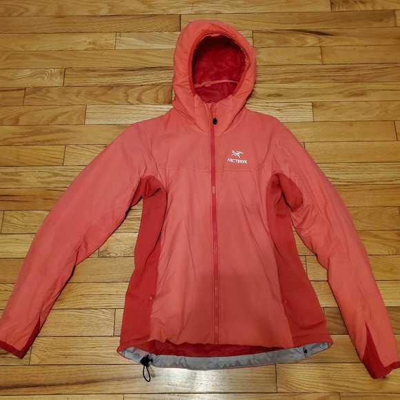 Arc'teryx Jackets & Blazers - Women's L Atom LT hoody